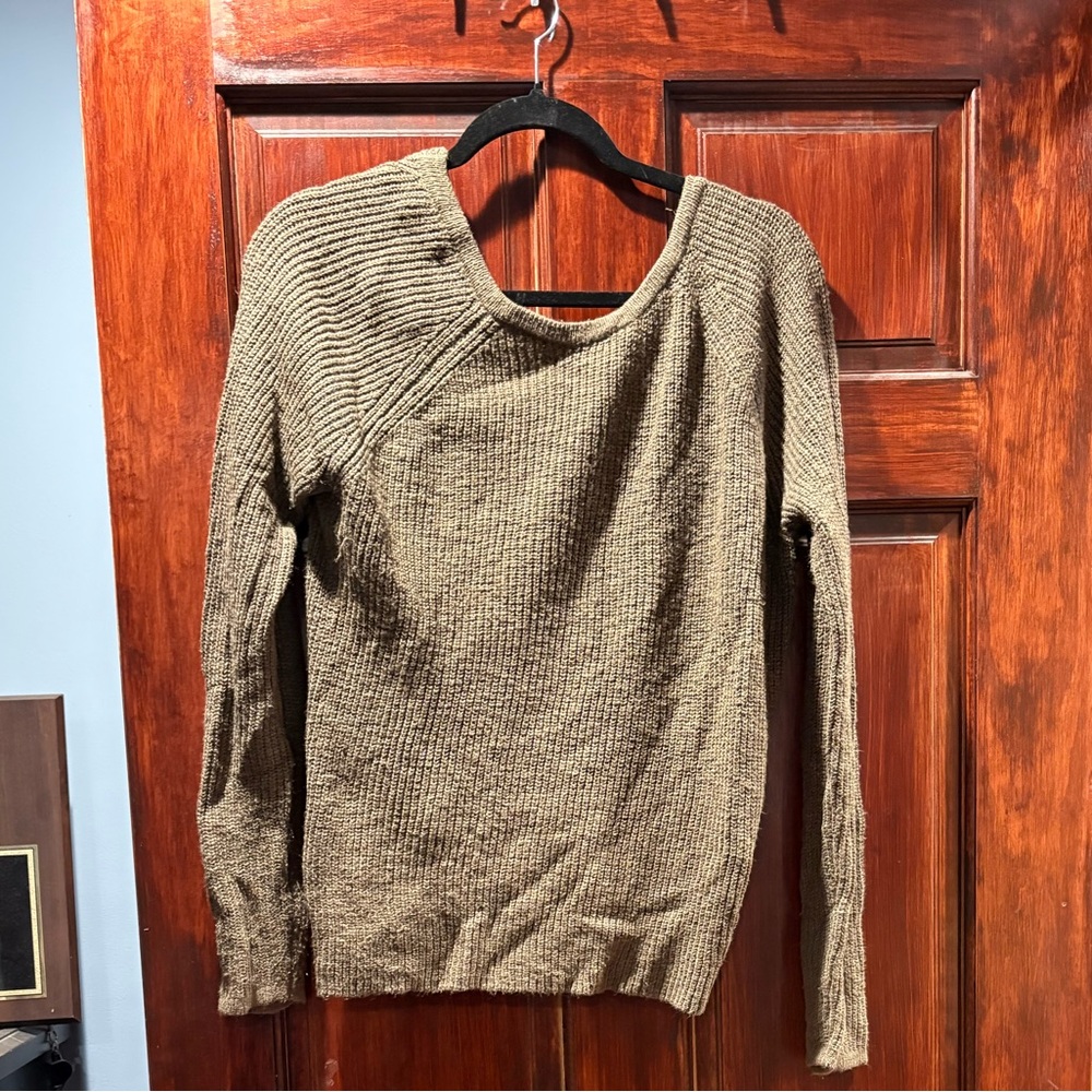 Aerie Green Women's Sweater